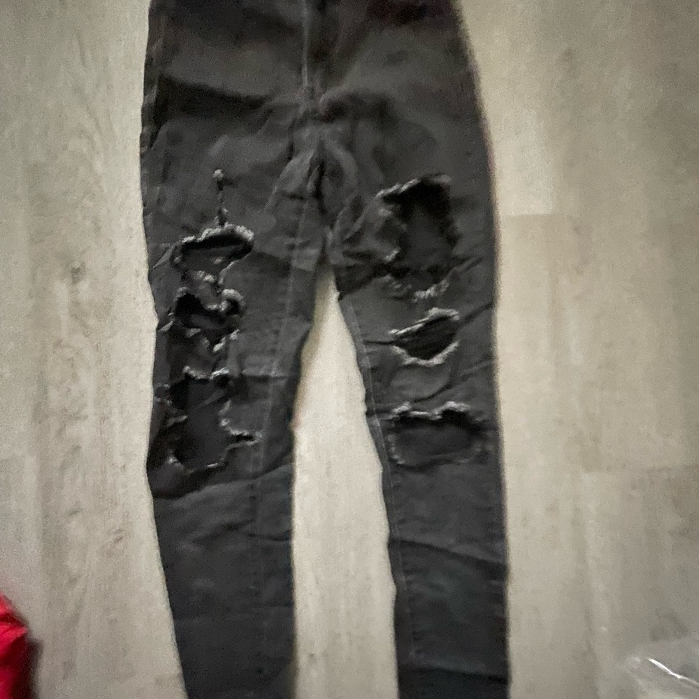 Black Distressed Jeans